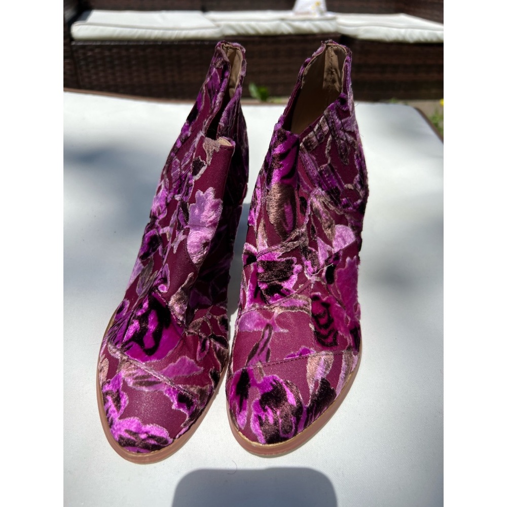 Anthropologie Pink Floral Ankle Boots - Picture 7 of 9
